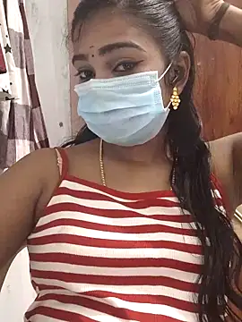 Snapshot of meena_27 chatting on March 2, 6:30 pm meena 27 online show from March 2, 6:30 pm