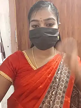 Snapshot of meena_27 chatting on March 14, 7:04 am meena 27 online show from March 14, 7:04 am