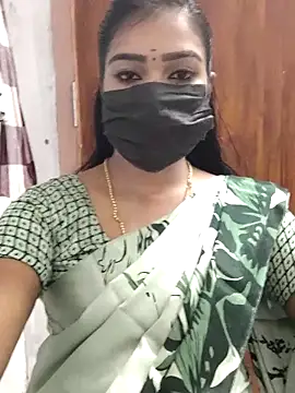Snapshot of meena_27 chatting on March 16, 3:50 pm meena 27 online show from March 16, 3:50 pm