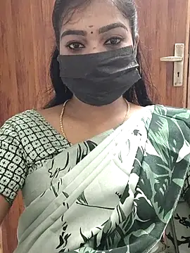 Snapshot of meena_27 chatting on March 16, 6:55 pm meena 27 online show from March 16, 6:55 pm