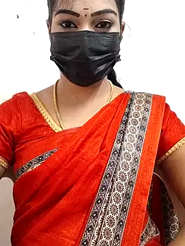Snapshot of meena_27 chatting on September 10, 6:24 am meena 27 online show from September 10, 6:24 am