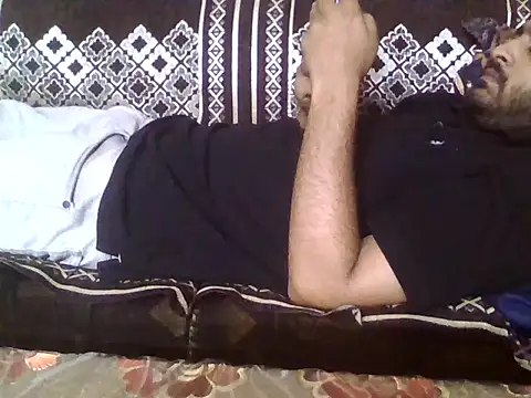 indihotguy online show from May 6, 1:36 am