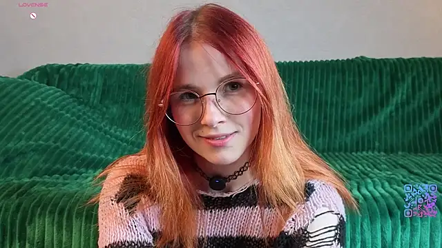 OhYumiYes online show from April 7, 3:12 pm