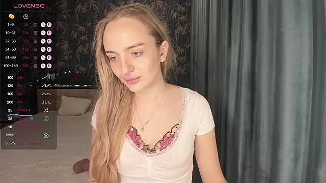 Snapshot of A_delina chatting on December 20, 4:36 pm A delina online show from December 20, 4:36 pm