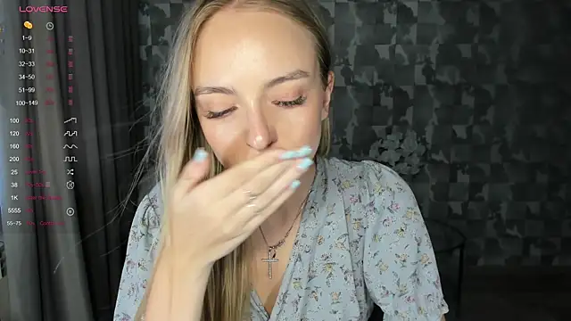 A delina online show from July 12, 4:53 pm