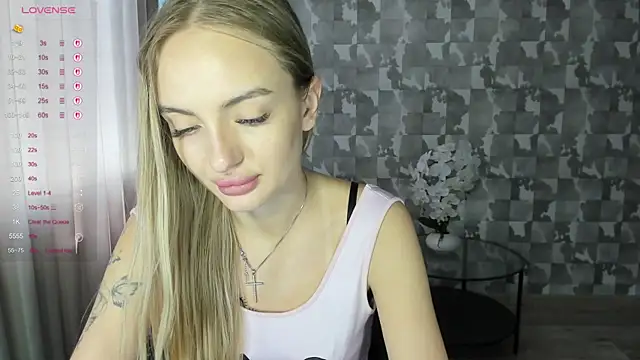 A delina online show from July 14, 10:09 am