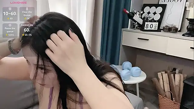 Snapshot of Caicai-a chatting on October 13, 7:52 am Caicai-a online show from October 13, 7:52 am