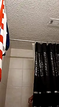 Snapshot of 3patica chatting on January 8, 9:10 am 3patica online show from January 8, 9:10 am