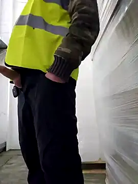 Naked Uk Guy online show from February 6, 7:07 pm