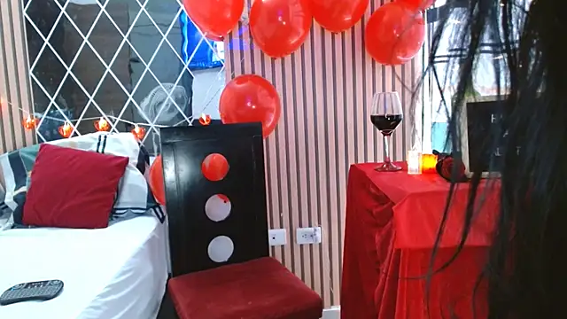 emmariders2 online show from February 14, 3:47 pm