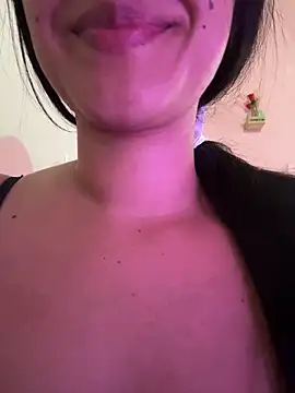 emmariders2 online show from September 27, 9:20 pm