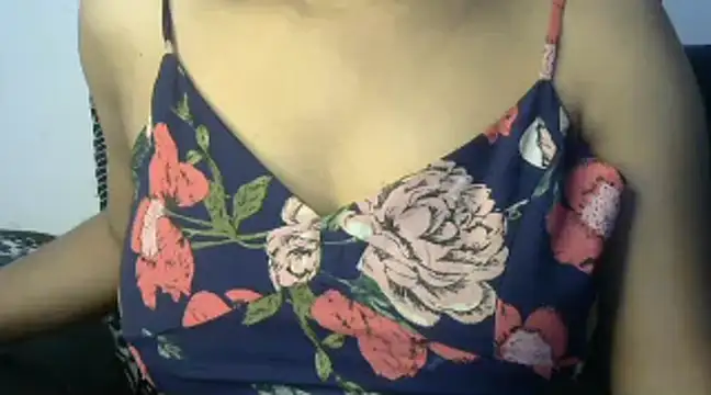 Snapshot of Naughty_Nayra chatting on February 3, 12:25 am Naughty Nayra online show from February 3, 12:25 am