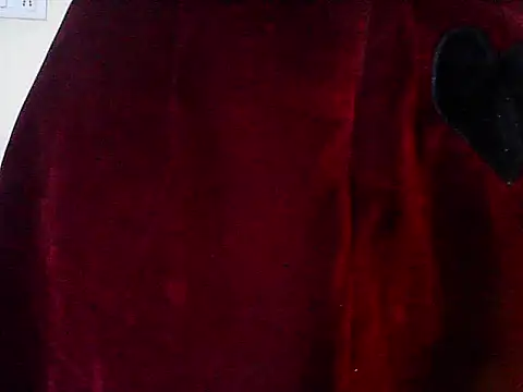 Snapshot of Naughty_Nayra chatting on September 19, 12:39 pm Naughty Nayra online show from September 19, 12:39 pm