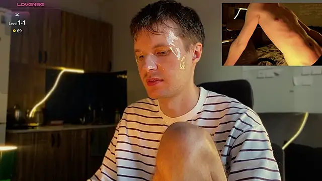 Leonnextdoor online show from April 10, 12:43 pm