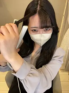 Snapshot of mina_0207 chatting on October 4, 9:13 pm mina 0207 online show from October 4, 9:13 pm