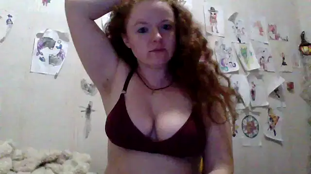 Rae Jeannie online show from March 22, 3:10 am