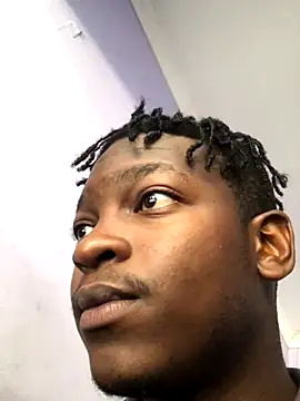 Snapshot of Redfucks333 chatting on September 17, 10:17 am Redfucks333 online show from September 17, 10:17 am