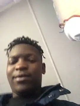 Snapshot of Redfucks333 chatting on November 9, 5:39 am Redfucks333 online show from November 9, 5:39 am