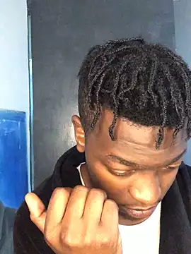 Snapshot of Redfucks333 chatting on November 18, 7:29 pm Redfucks333 online show from November 18, 7:29 pm