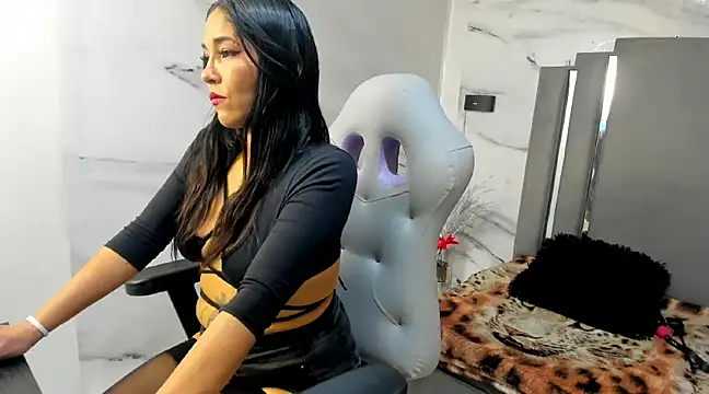 Snapshot of Lorena_watson chatting on February 20, 4:18 am Lorena watson online show from February 20, 4:18 am