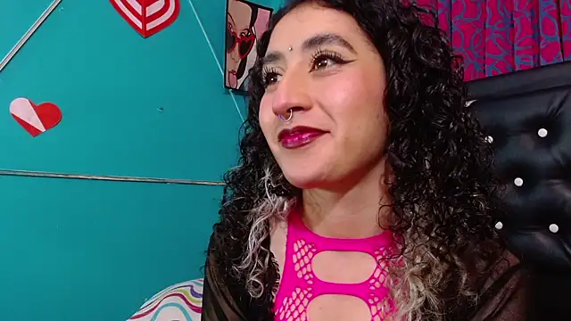 Snapshot of valerie_mase chatting on January 7, 8:55 pm valerie mase online show from January 7, 8:55 pm