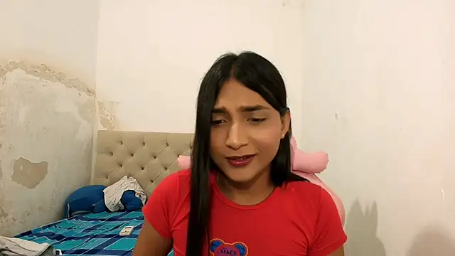 Snapshot of Miss_noah18 chatting on May 8, 7:30 pm Miss noah18 online show from May 8, 7:30 pm