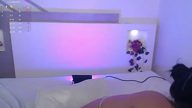 Snapshot of VenusEvans1 chatting on January 27, 11:11 pm VenusEvans1 online show from January 27, 11:11 pm