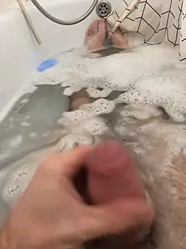 Snapshot of tomasek28 chatting on January 14, 7:43 pm tomasek28 online show from January 14, 7:43 pm