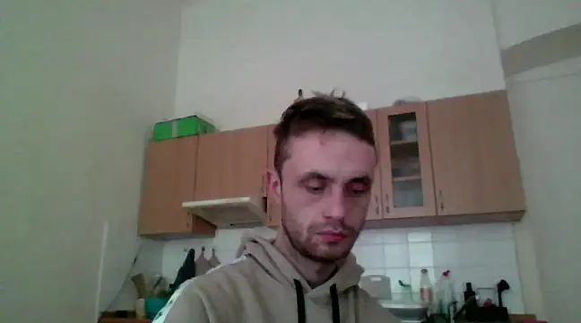 Snapshot of tomasek28 chatting on January 17, 2:18 pm tomasek28 online show from January 17, 2:18 pm