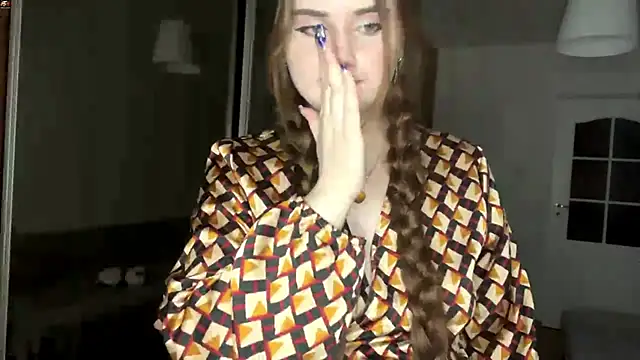 SelinaHope18 online show from January 15, 1:02 am