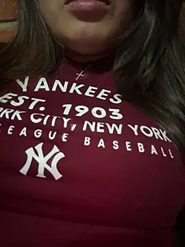 Snapshot of lunagonzales_lima_2007 chatting on October 25, 5:04 am lunagonzales lima 2007 online show from October 25, 5:04 am