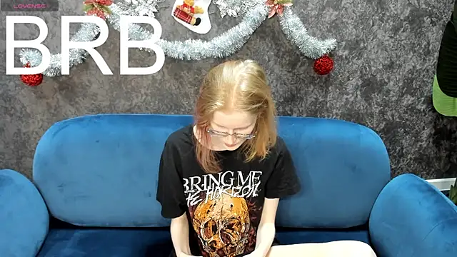 Snapshot of ElizabethHarpper chatting on January 22, 4:44 am ElizabethHarpper online show from January 22, 4:44 am