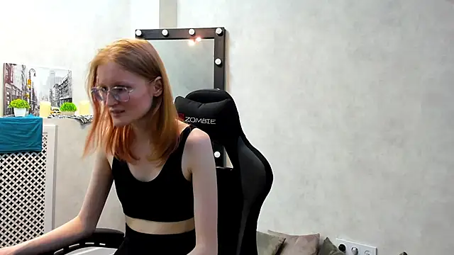 Snapshot of ElizabethHarpper chatting on February 6, 11:10 am ElizabethHarpper online show from February 6, 11:10 am