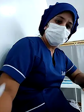 Snapshot of rosifernan chatting on February 6, 6:46 pm rosifernan online show from February 6, 6:46 pm