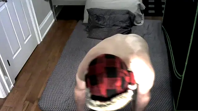 Snapshot of Faded-Solo chatting on February 6, 2:00 am Faded-Solo online show from February 6, 2:00 am