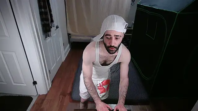 Snapshot of Faded-Solo chatting on March 5, 12:27 am Faded-Solo online show from March 5, 12:27 am