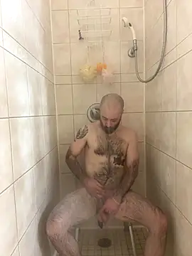 Snapshot of Faded-Solo chatting on November 9, 11:36 pm Faded-Solo online show from November 9, 11:36 pm