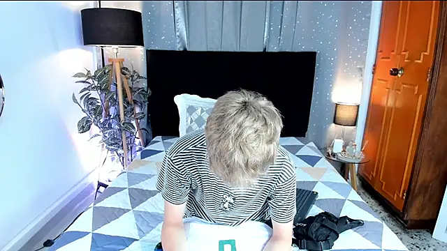 Snapshot of Brian-Ausslos chatting on January 19, 4:54 am Brian-Ausslos online show from January 19, 4:54 am