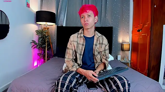 Snapshot of Brian-Ausslos chatting on February 27, 4:52 am Brian-Ausslos online show from February 27, 4:52 am