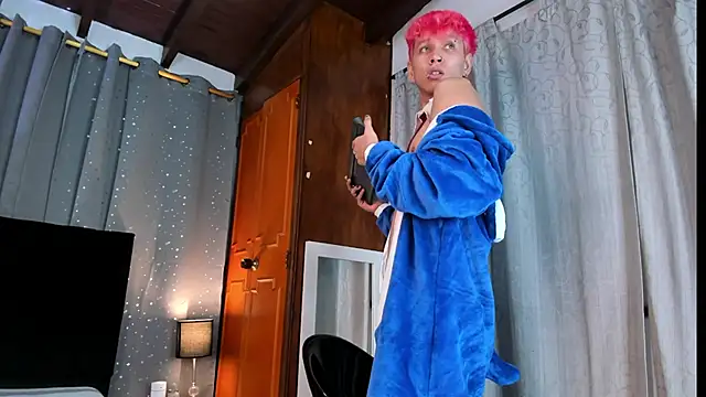 Snapshot of Brian-Ausslos chatting on March 7, 11:07 am Brian-Ausslos online show from March 7, 11:07 am