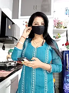 Best-Couple online show from April 15, 3:57 am