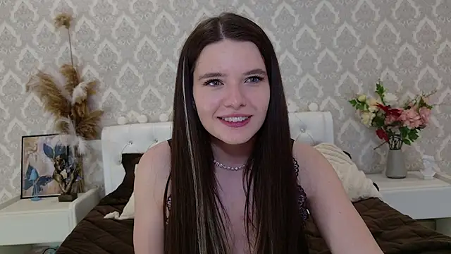 Nellie Medina online show from March 9, 12:31 am