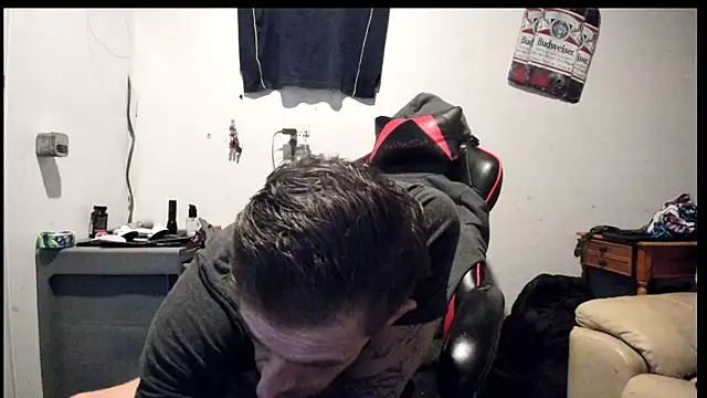 JamesMichael88 online show from March 3, 4:14 pm