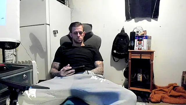 JamesMichael88 online show from March 19, 2:13 pm