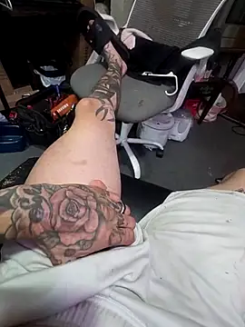 JamesMichael88 online show from April 16, 12:39 pm