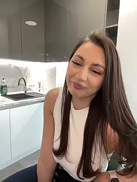 claraxjoyy online show from March 13, 7:42 am