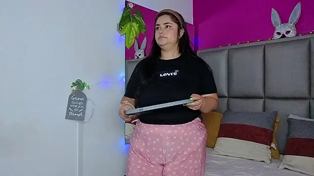 KRYSSTARITTER4 online show from January 10, 10:03 pm