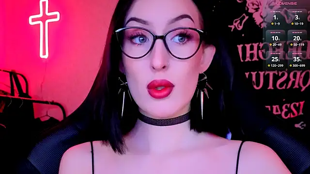 Miss Alice   online show from April 18, 12:47 am