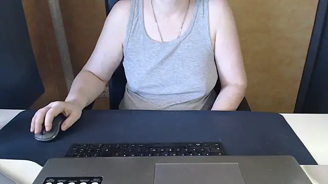 Sweet Phoenix online show from March 7, 8:11 am