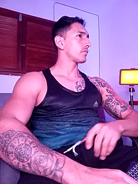 Joylopez fit online show from November 3, 3:35 pm